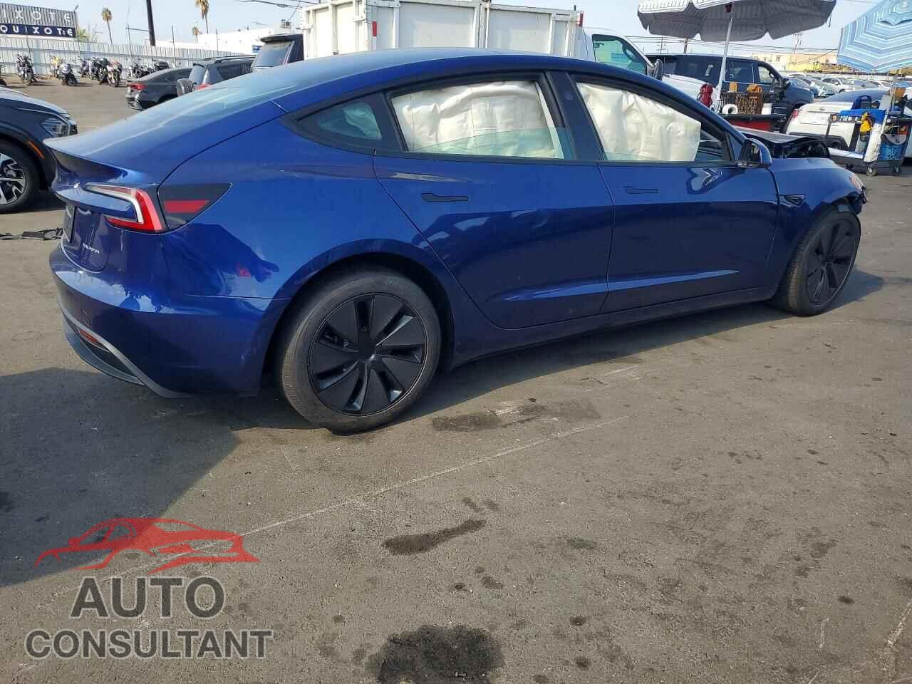 TESLA MODEL 3 2025 - 5YJ3E1EB4SF084004
