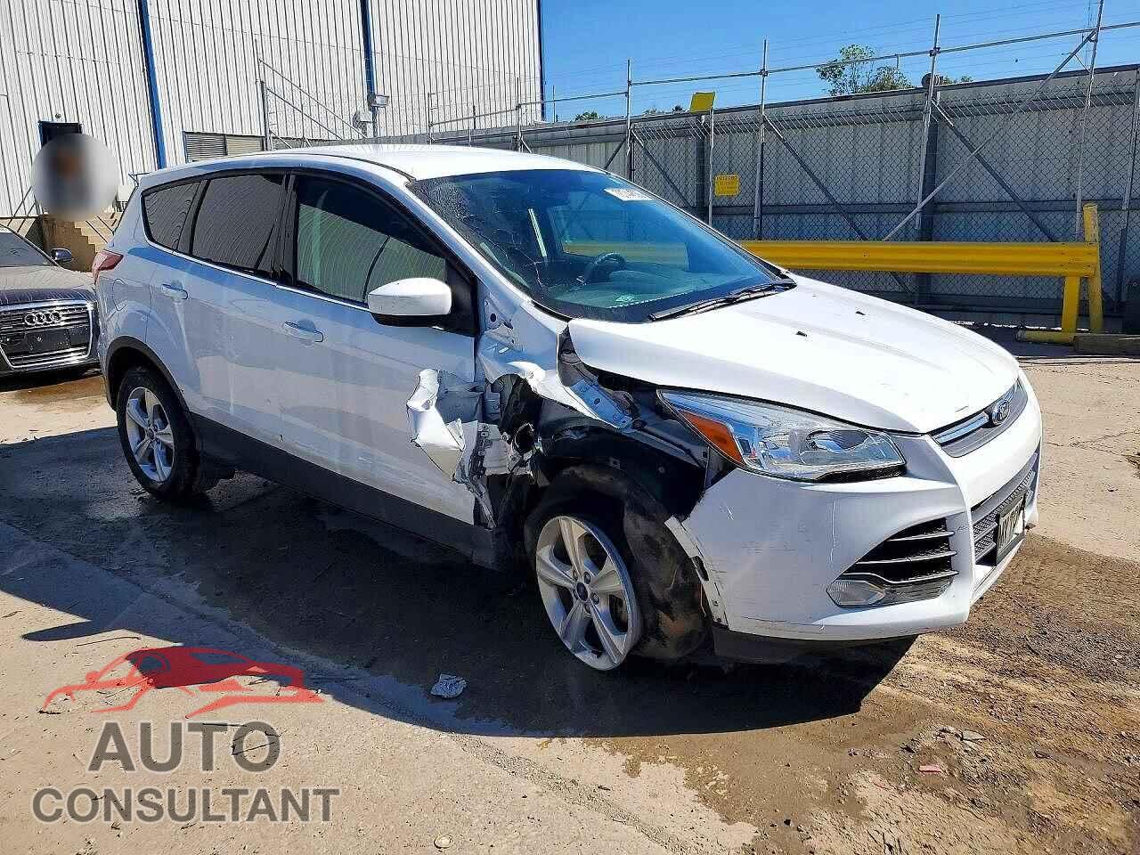 FORD ESCAPE 2015 - 1FMCU0G78FUC87556