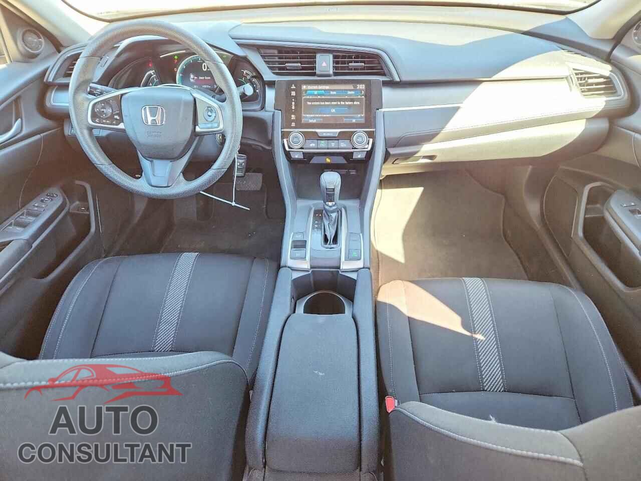 HONDA CIVIC 2017 - 2HGFC2F67HH016925