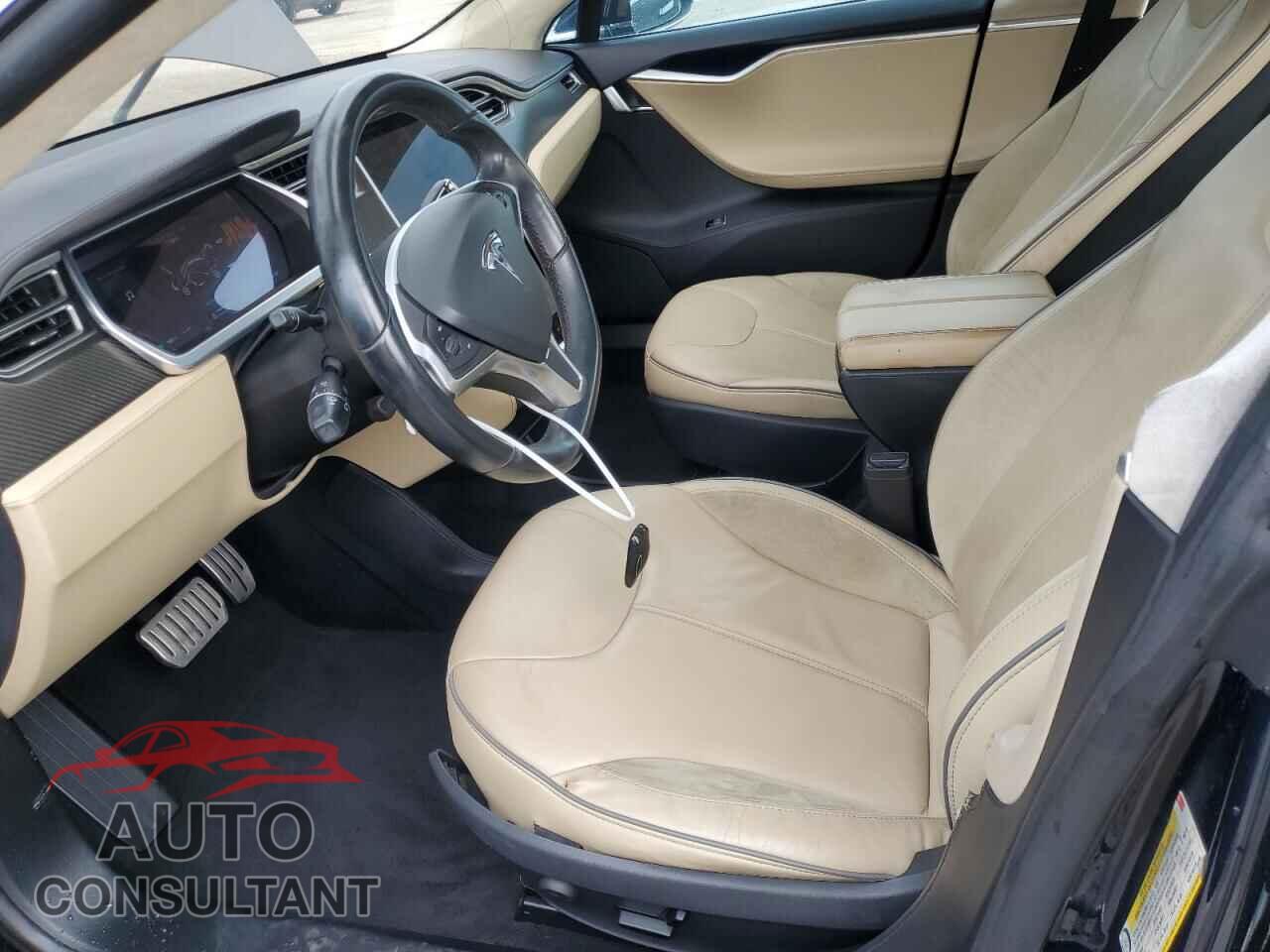 TESLA MODEL S 2013 - 5YJSA1DP6DFP12734