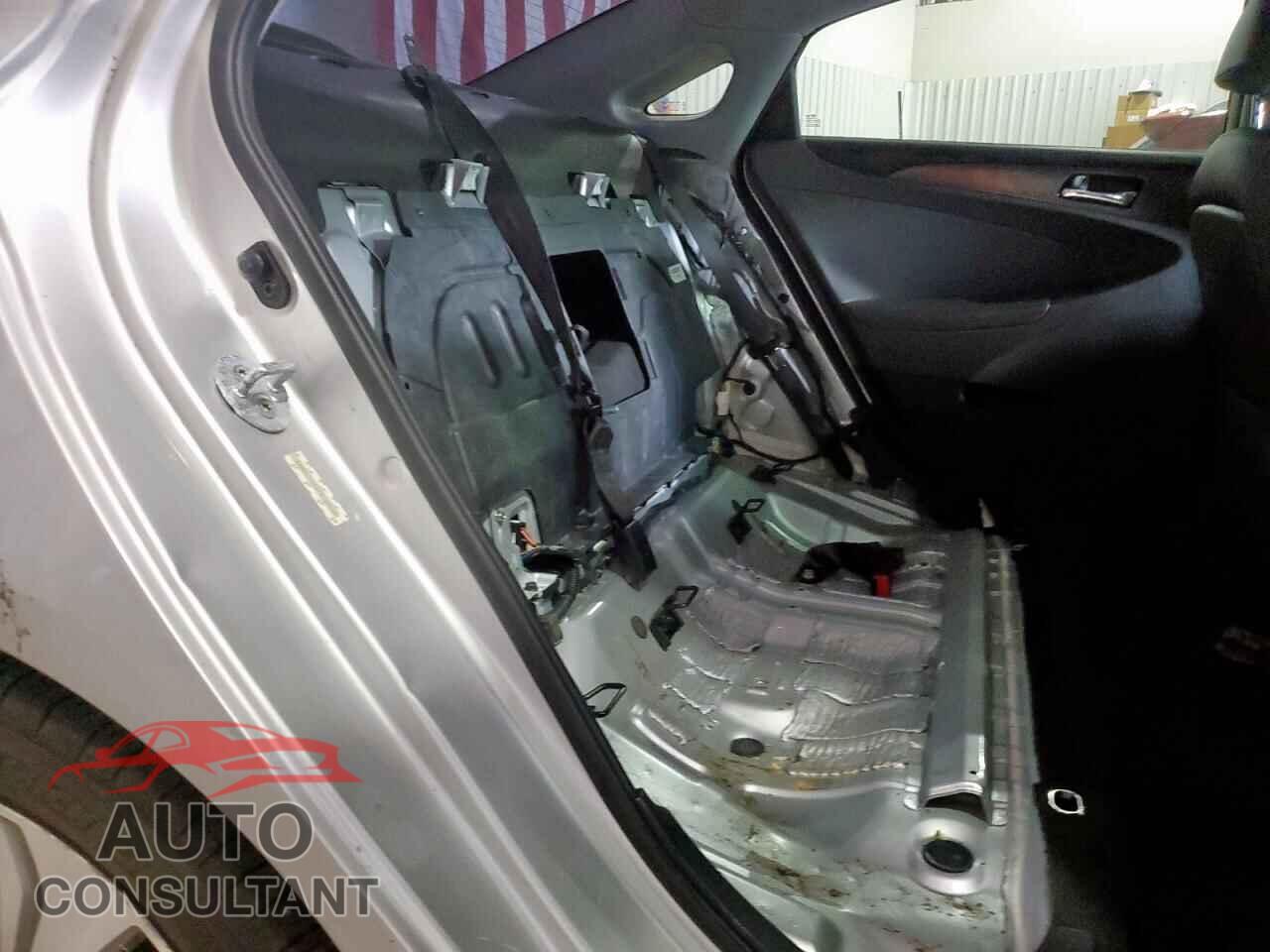 HYUNDAI SONATA 2015 - KMHEC4A45FA125645