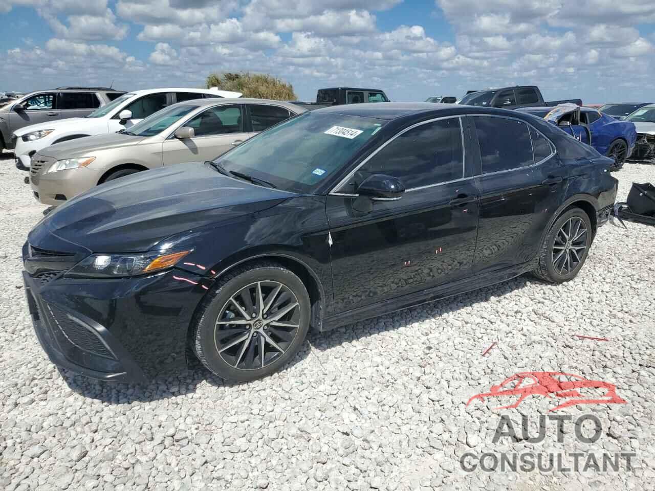 TOYOTA CAMRY 2022 - 4T1G11AK2NU027309