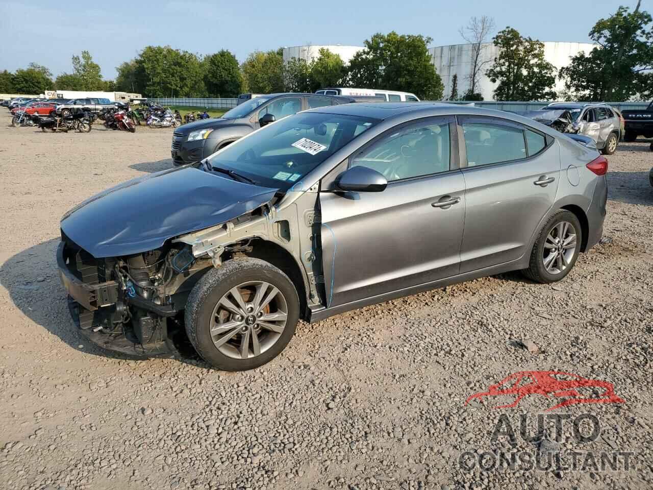 HYUNDAI ELANTRA 2018 - KMHD84LF9JU567170