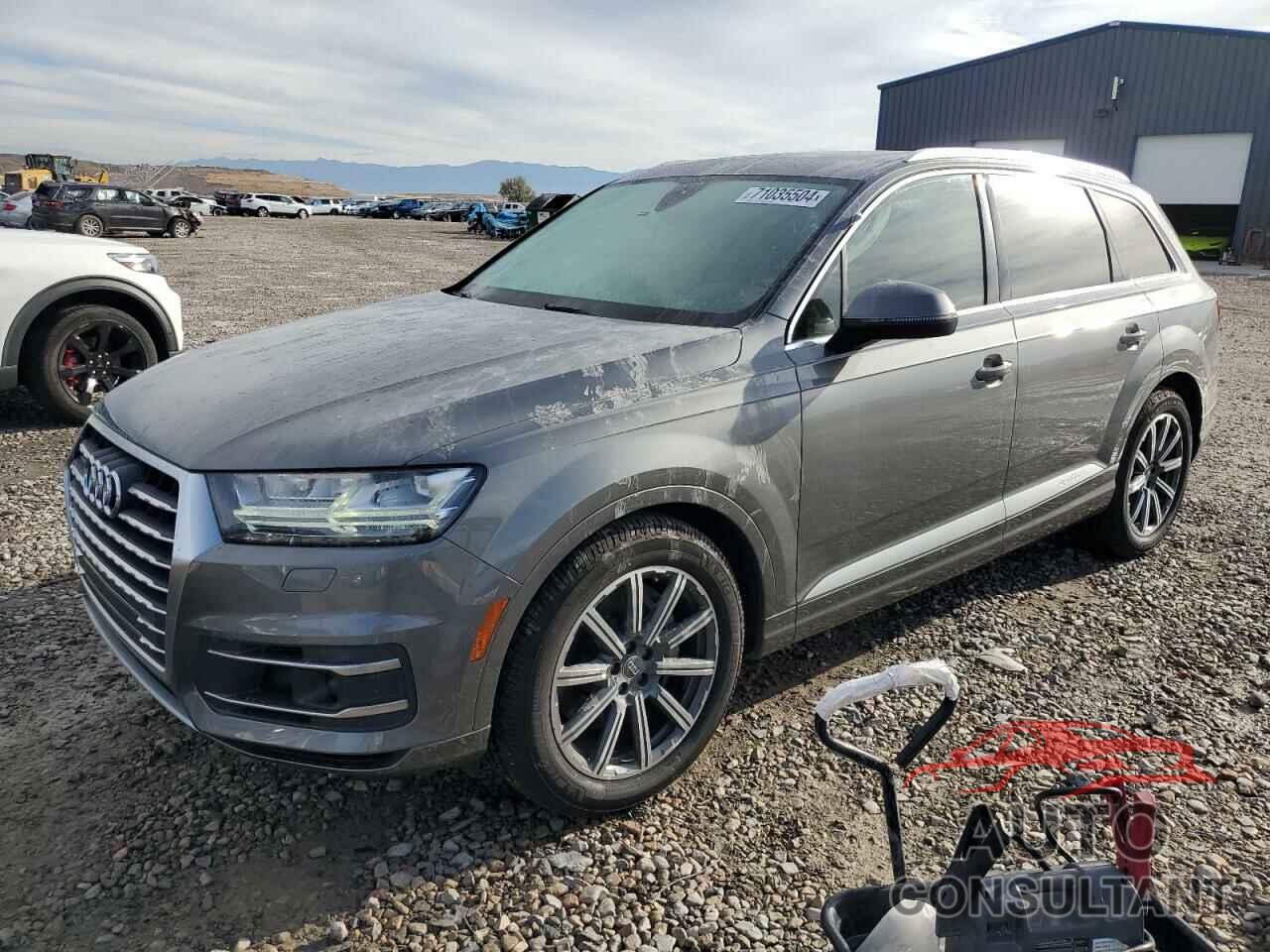 AUDI Q7 2018 - WA1VABF73JD007158