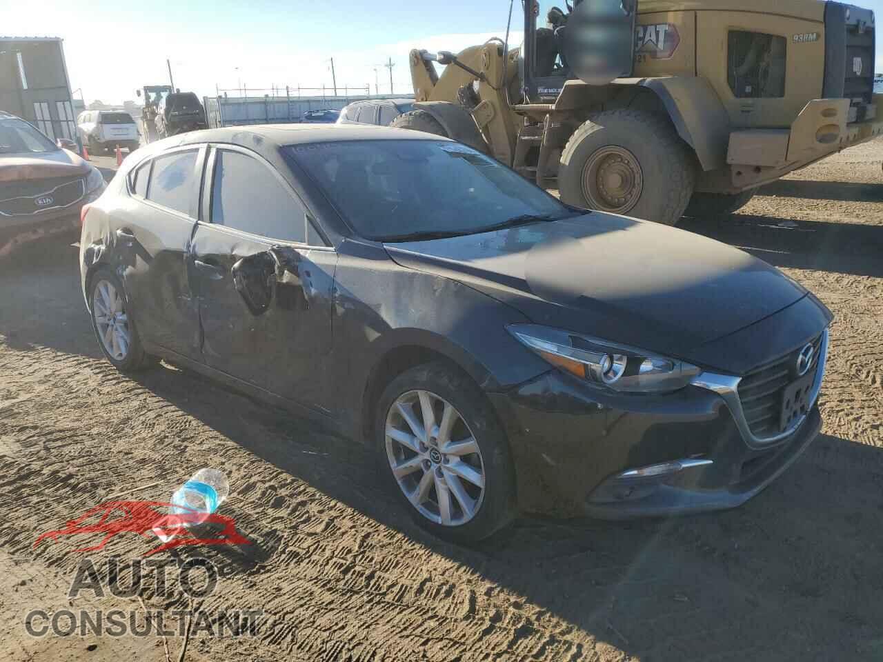 MAZDA 3 2017 - 3MZBN1M38HM136600