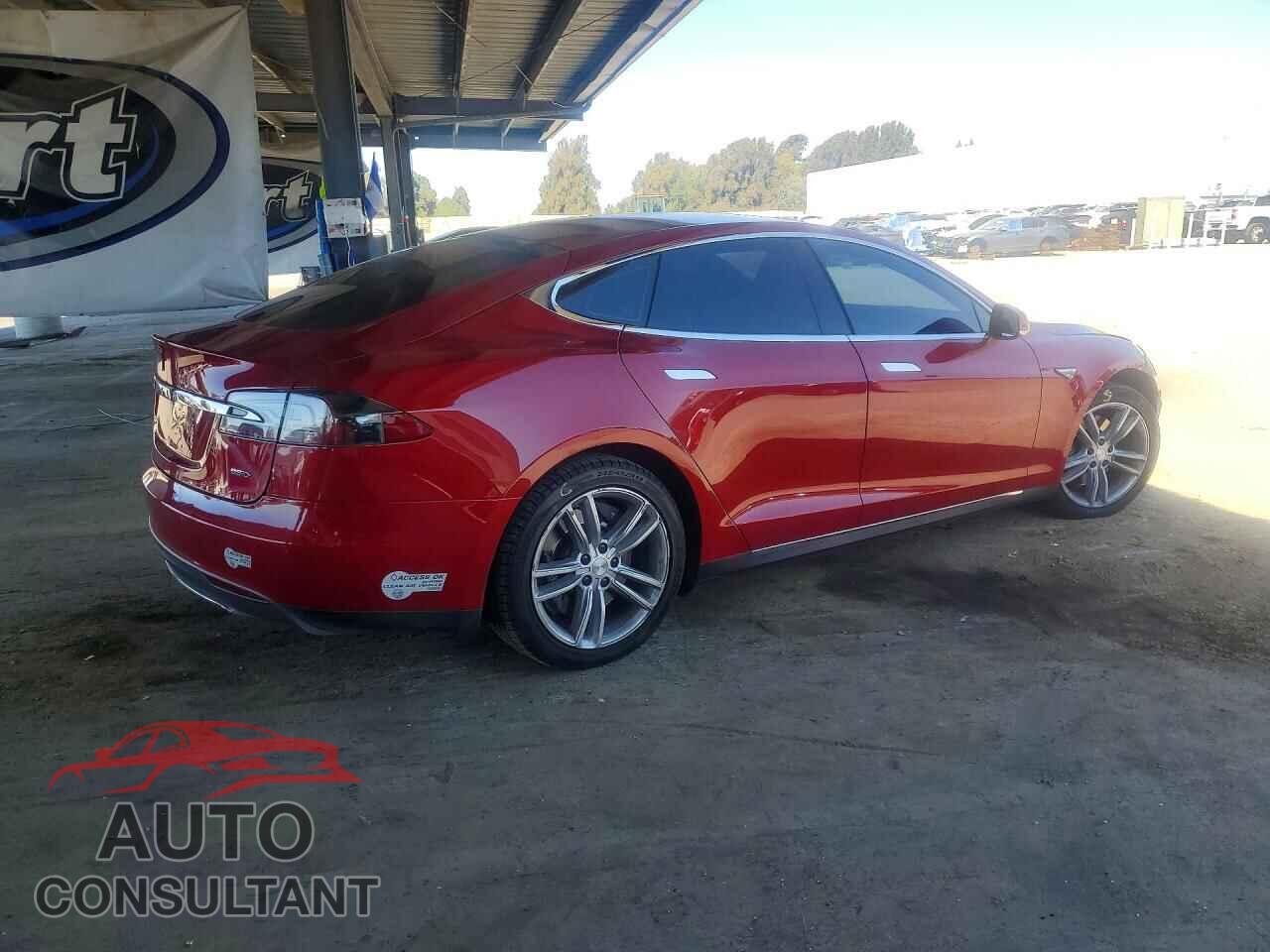 TESLA MODEL S 2015 - 5YJSA1E23FF106877