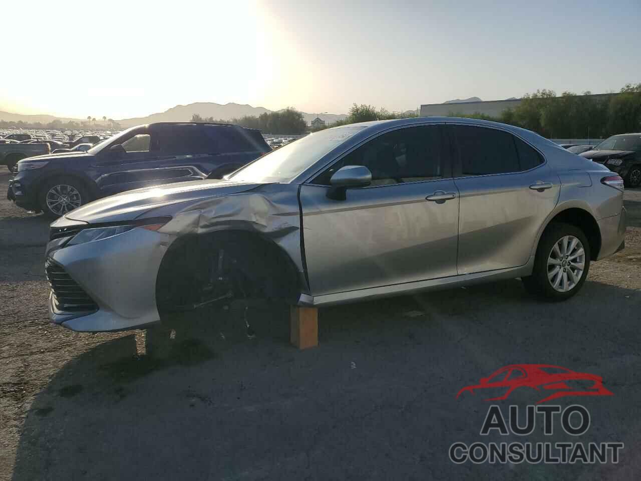 TOYOTA CAMRY 2019 - 4T1B11HK3KU189316