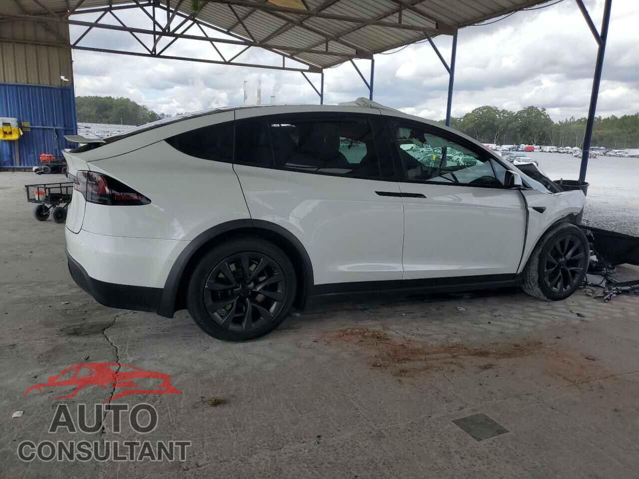 TESLA MODEL X 2023 - 7SAXCBE5XPF378671