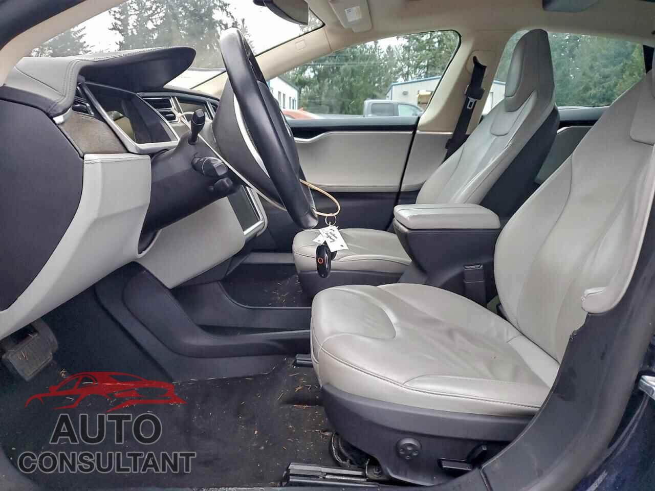 TESLA MODEL S 2013 - 5YJSA1CN2DFP03285