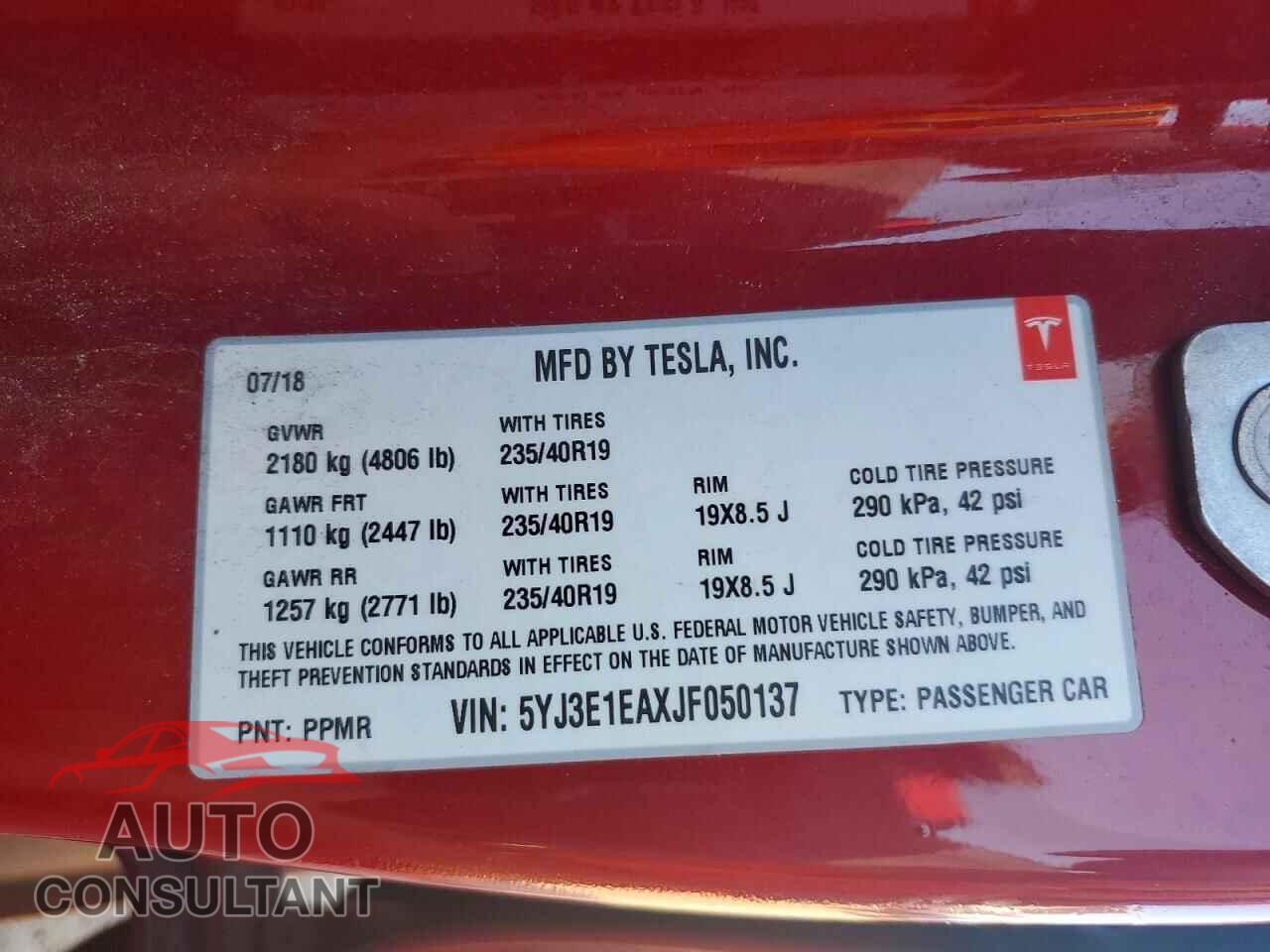 TESLA MODEL 3 2018 - 5YJ3E1EAXJF050137