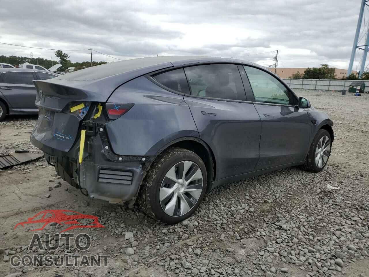 TESLA MODEL Y 2023 - 7SAYGDEE6PF683069