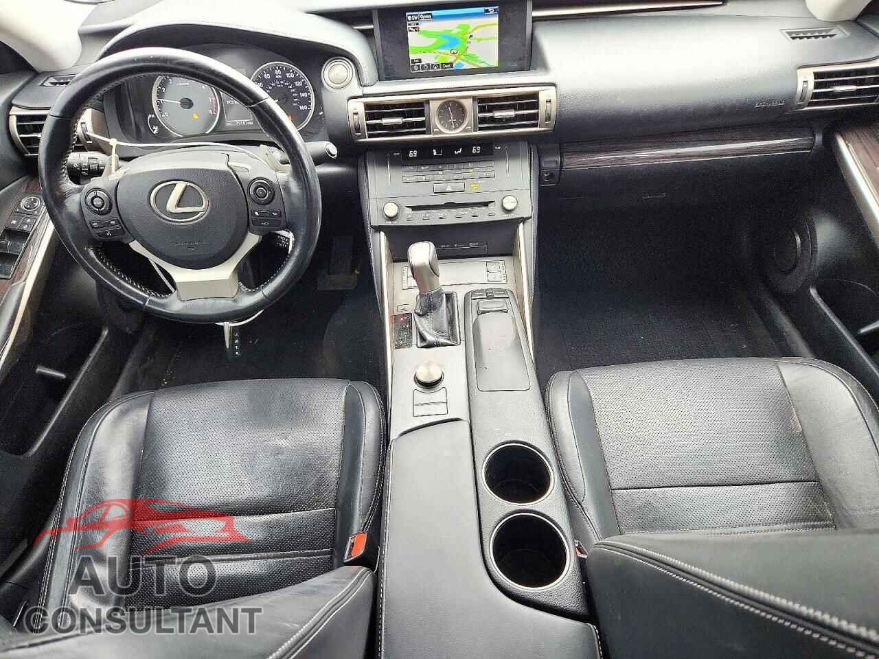 LEXUS IS 2015 - JTHCE1D25F5009173