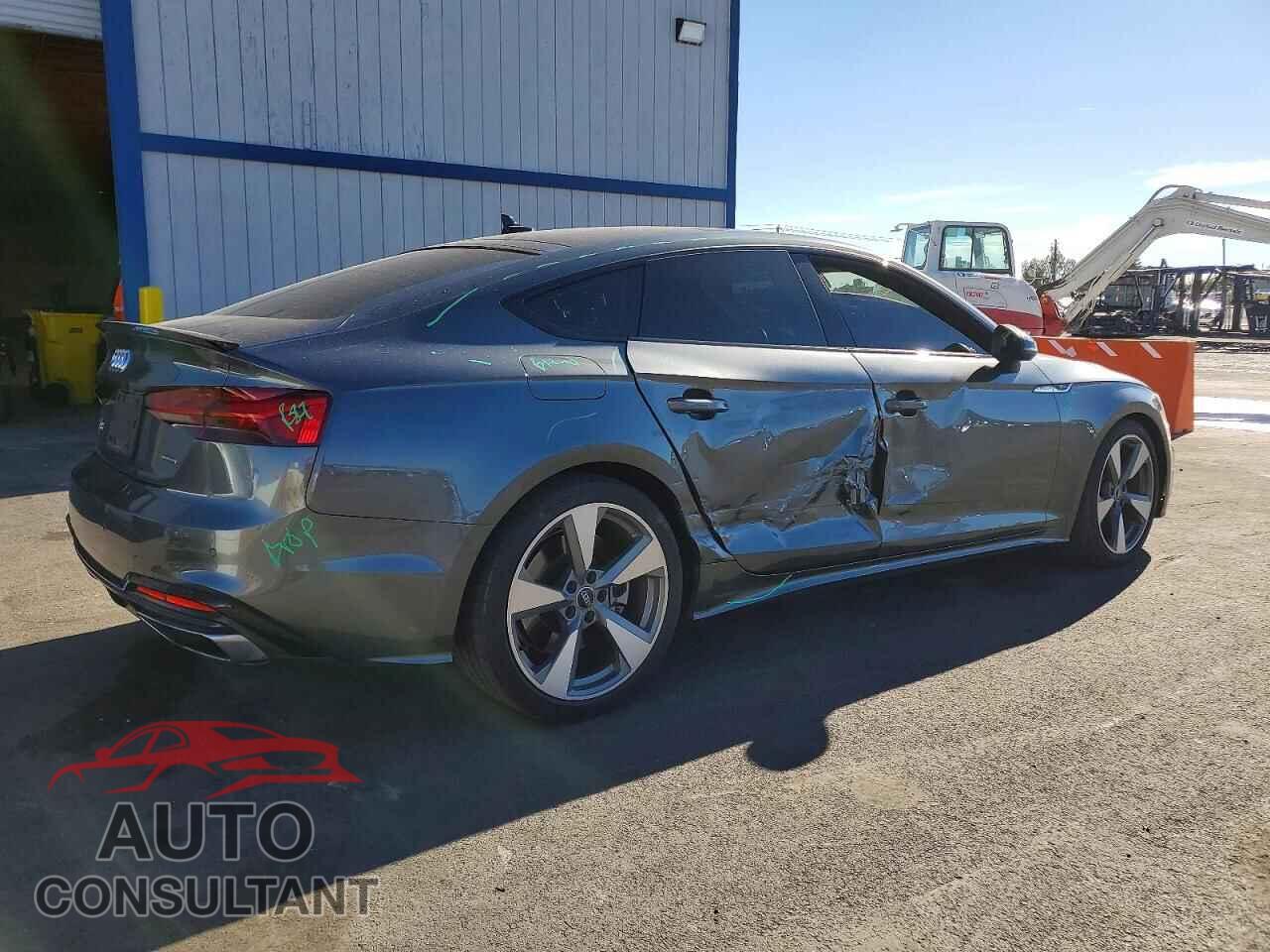 AUDI A5 2021 - WAUFACF50MA010357