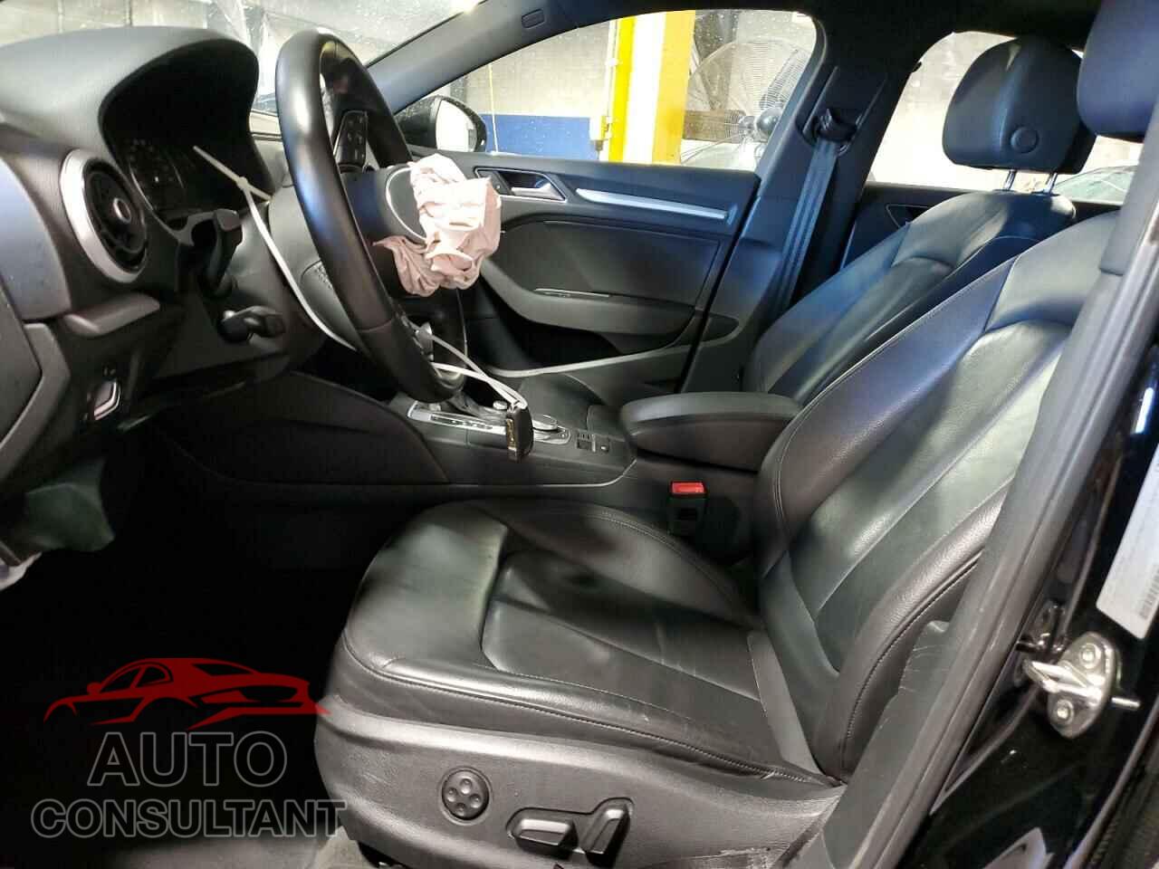AUDI A3 2017 - WAUAUGFF2H1037020