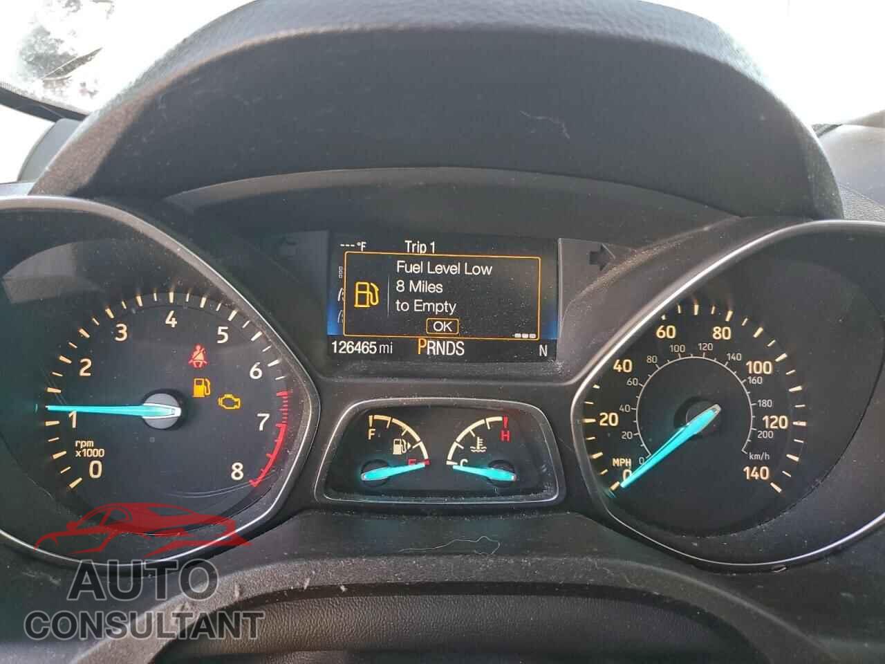 FORD ESCAPE 2017 - 1FMCU9JD8HUA78372