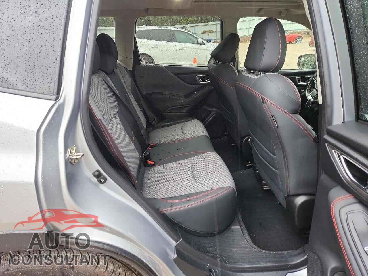 SUBARU FORESTER 2019 - JF2SKAPC1KH551083