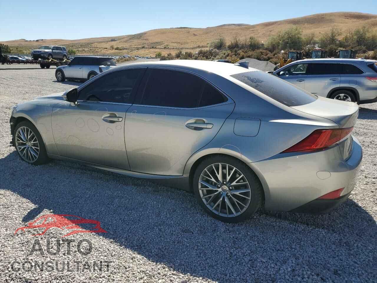 LEXUS IS 2018 - JTHC81D26J5029352