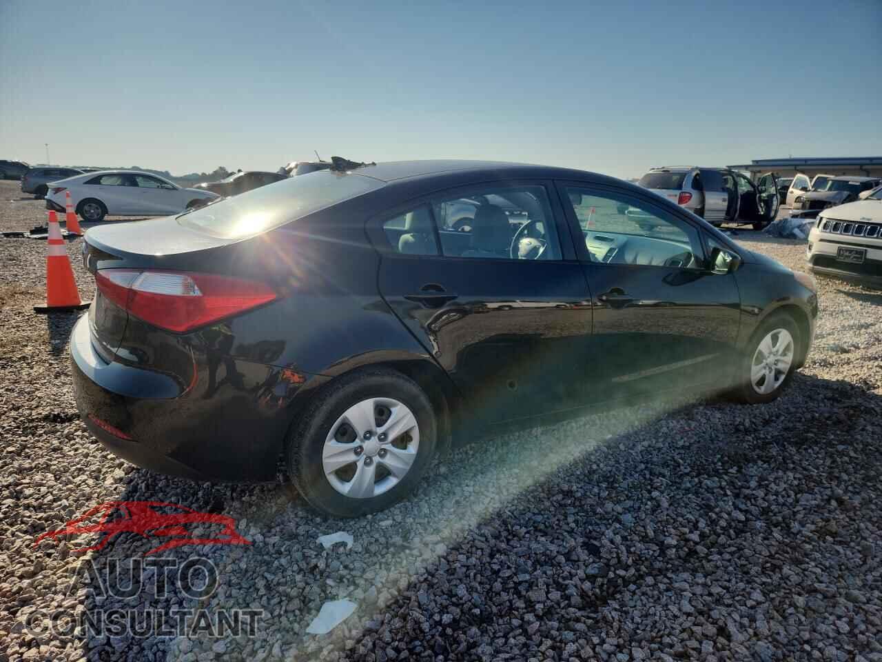 KIA FORTE 2015 - KNAFK4A65F5325492