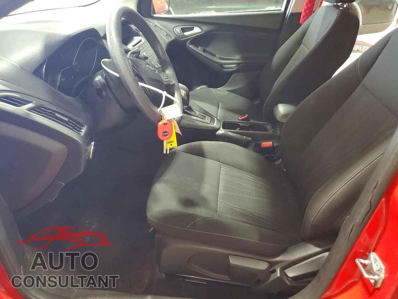 FORD FOCUS 2017 - 1FADP3K25HL278616
