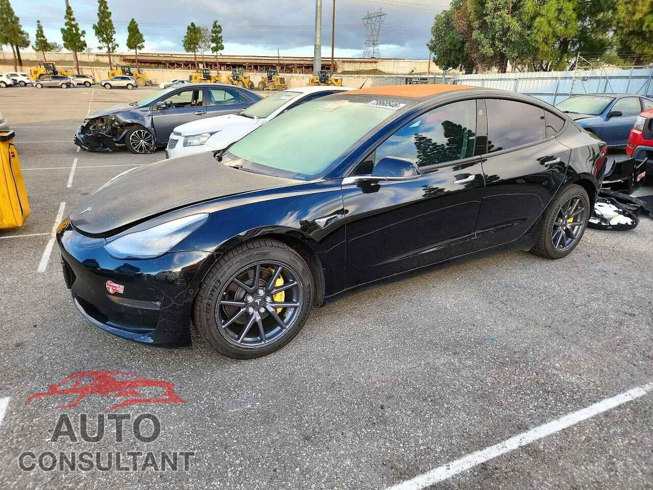 TESLA MODEL 3 2018 - 5YJ3E1EA3JF051999