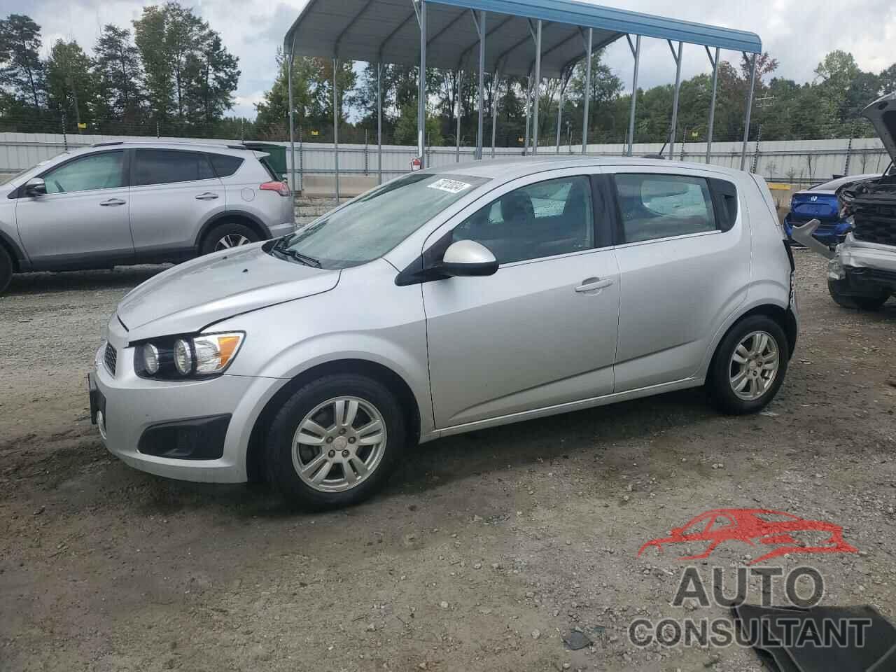 CHEVROLET SONIC 2016 - 1G1JC6SH1G4151118