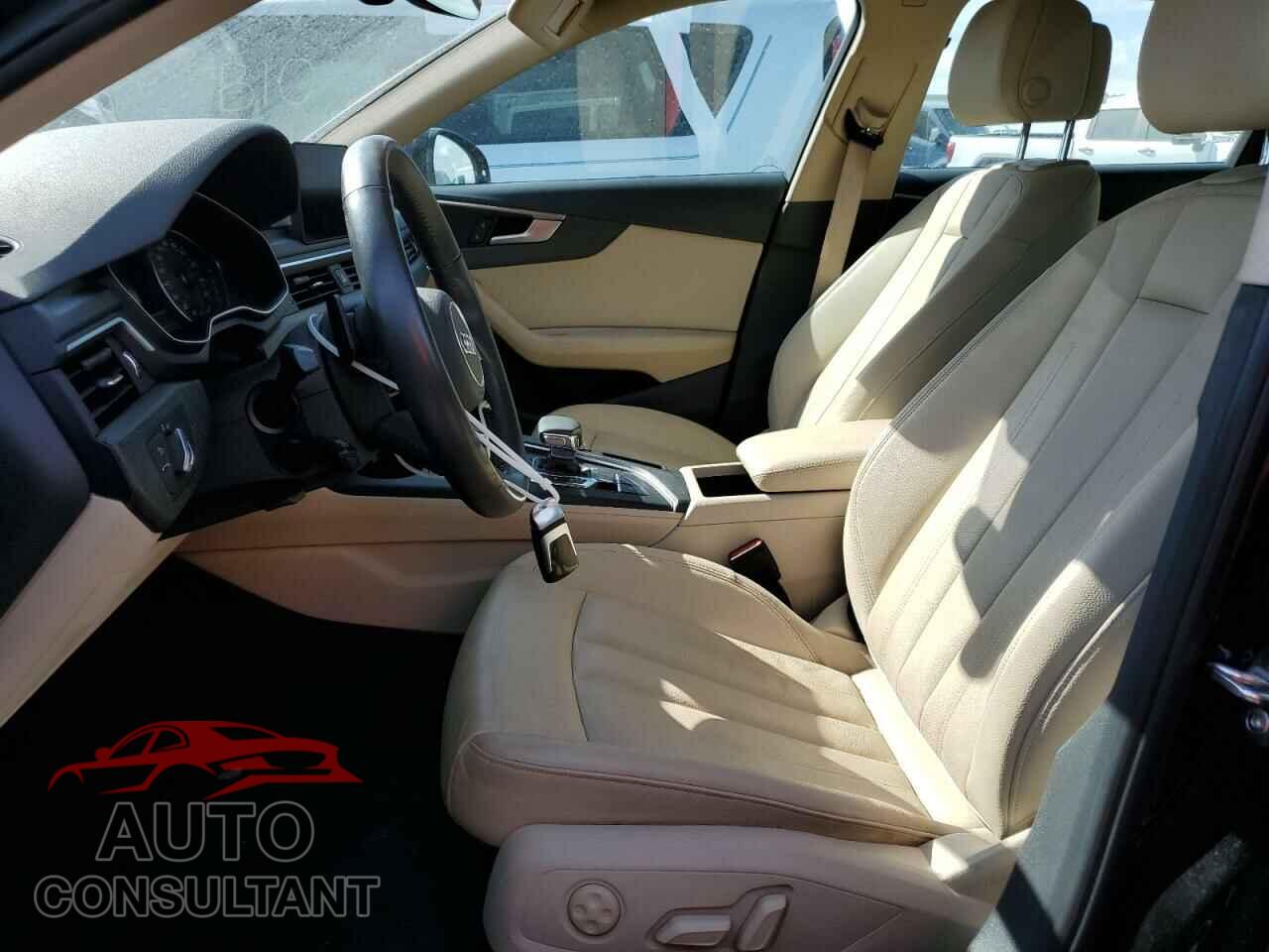 AUDI A4 2019 - WAUGMAF45KN019018