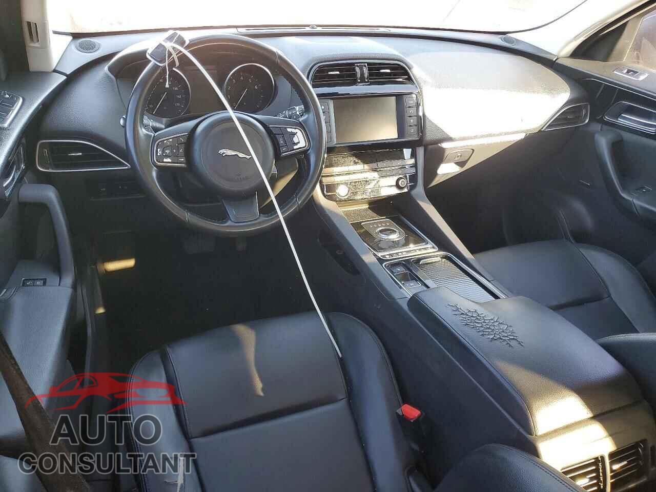 JAGUAR F-PACE 2018 - SADCS2FX1JA280244
