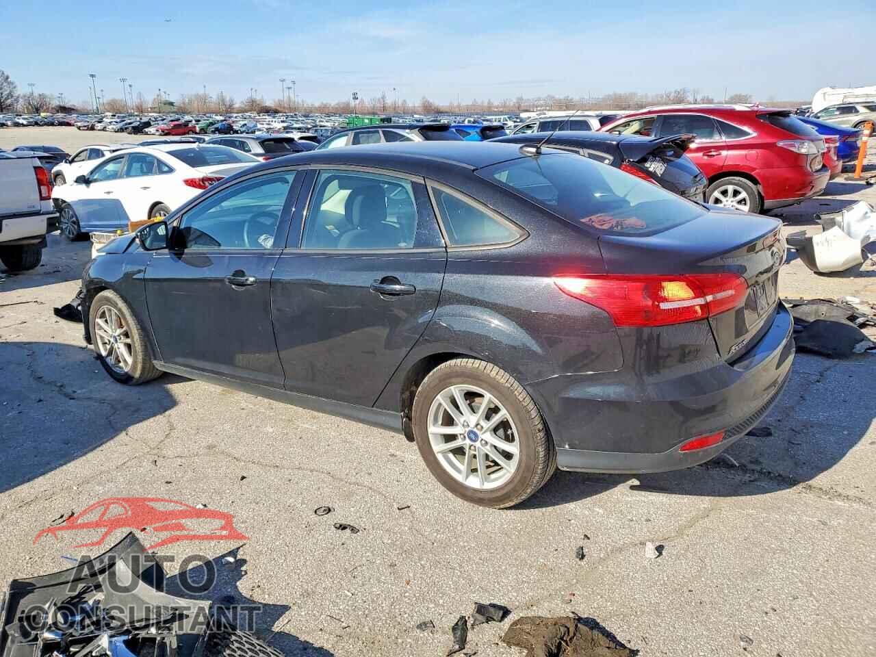 FORD FOCUS 2015 - 1FADP3F26FL217184
