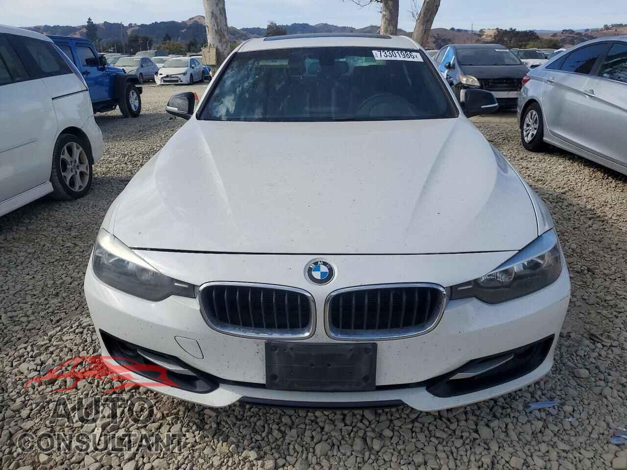 BMW 3 SERIES 2012 - WBA3A5C5XCF452843