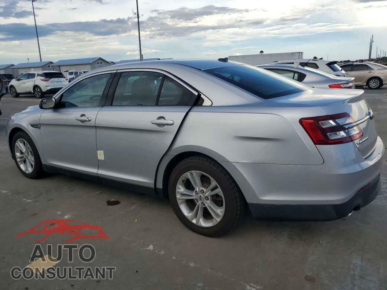 FORD TAURUS 2014 - 1FAHP2E87EG110377