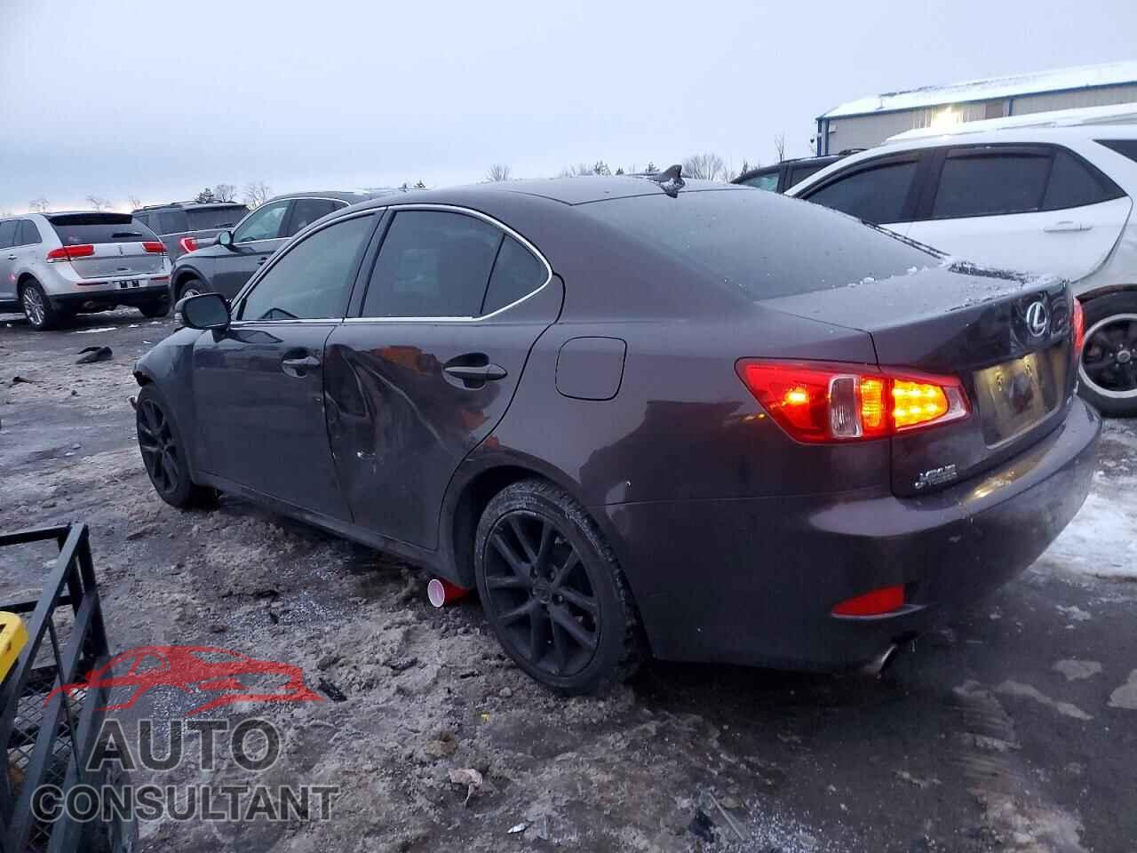 LEXUS IS 2012 - JTHCF5C26C5053328