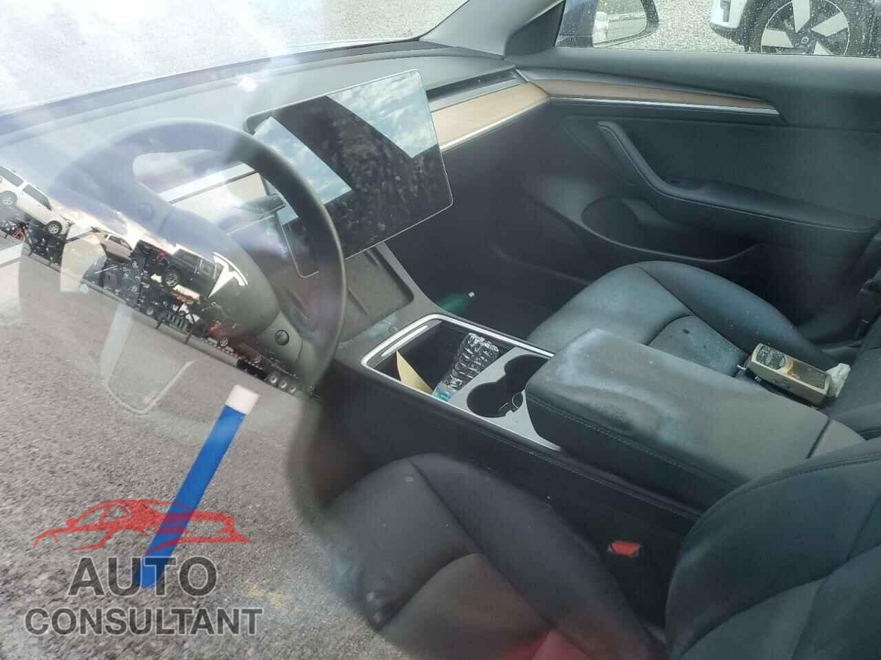 TESLA MODEL 3 2022 - 5YJ3E1EB9NF184295