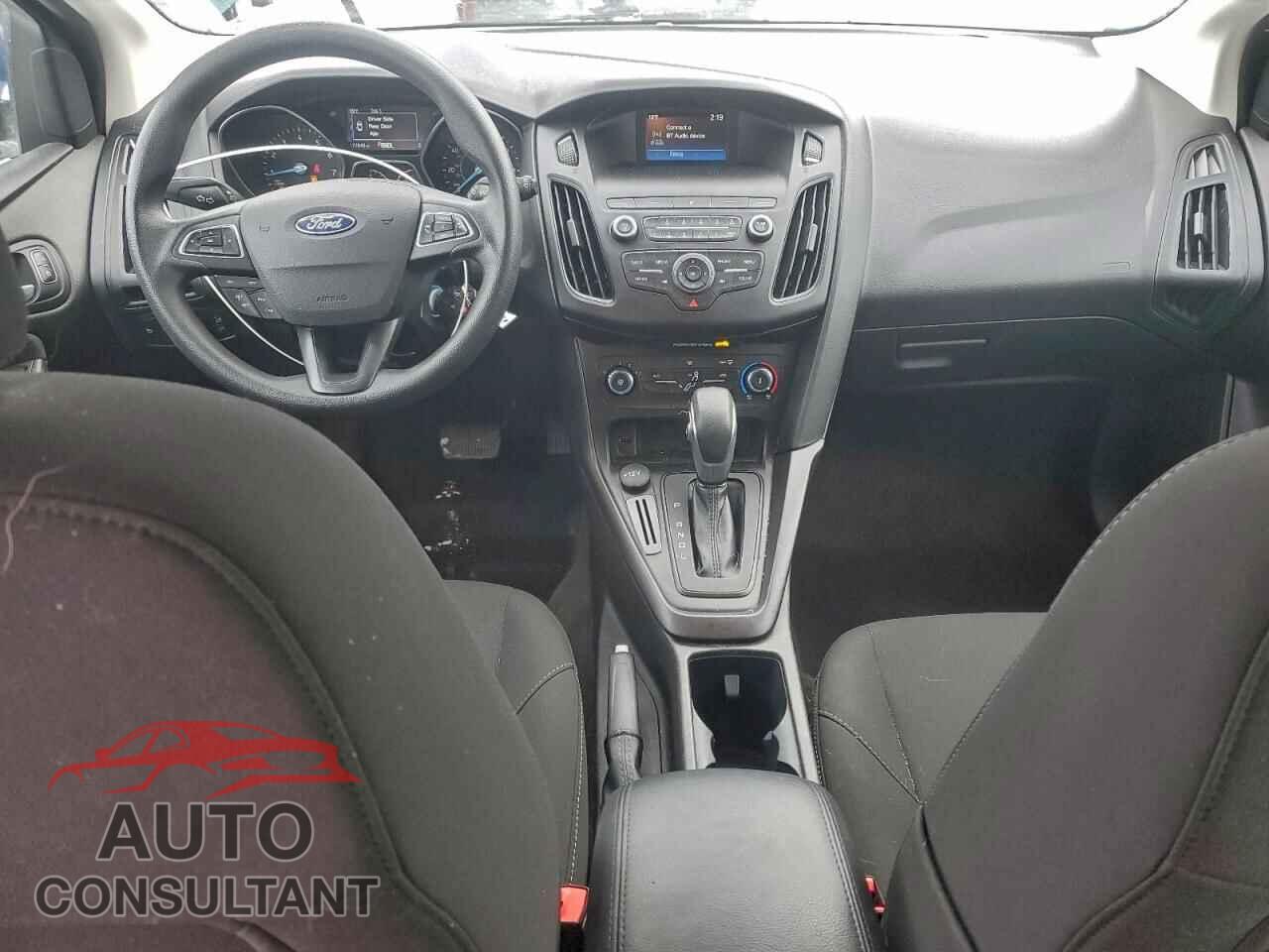 FORD FOCUS 2018 - 1FADP3K23JL268639
