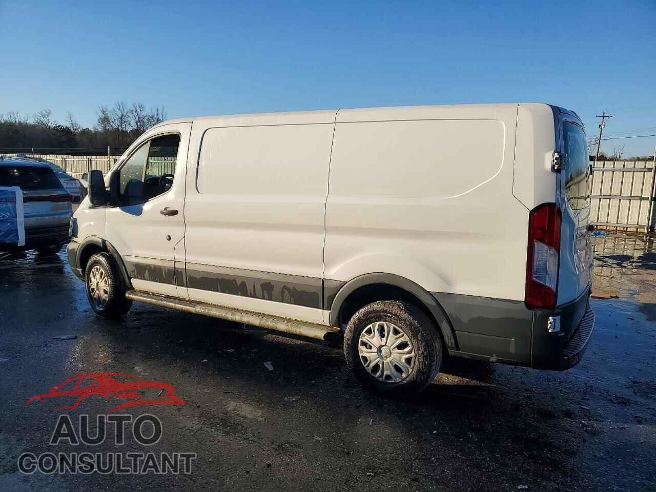 FORD TRANSIT 2018 - 1FTYR1ZM4JKB17896