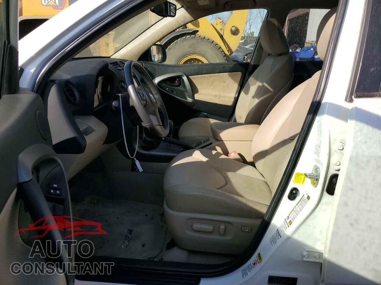 TOYOTA RAV4 2012 - 2T3DF4DV7CW251496