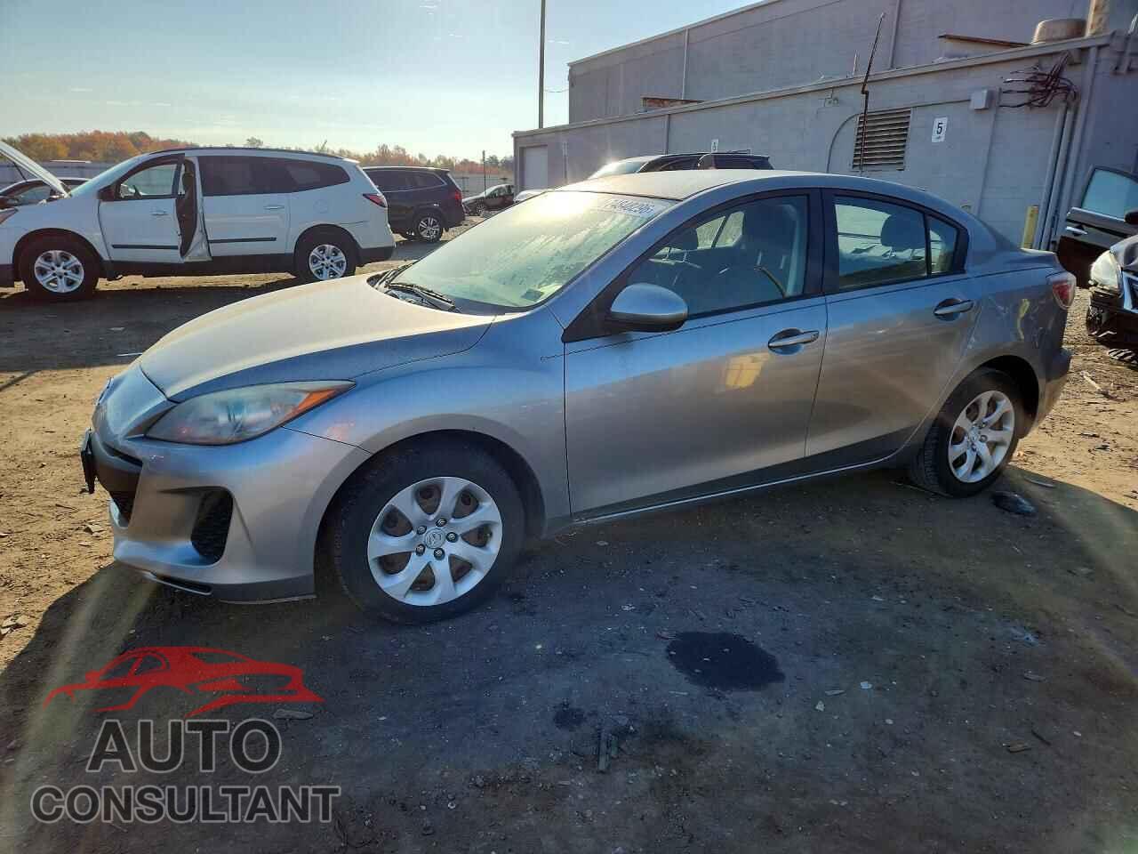 MAZDA 3 2013 - JM1BL1U76D1737703
