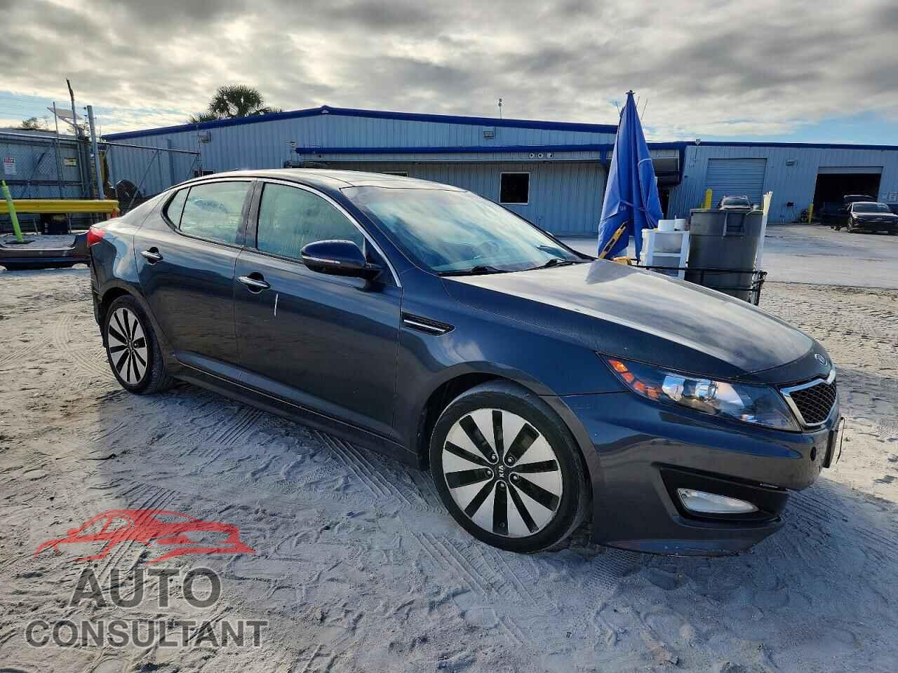 KIA OPTIMA 2011 - KNAGR4A64B5114701
