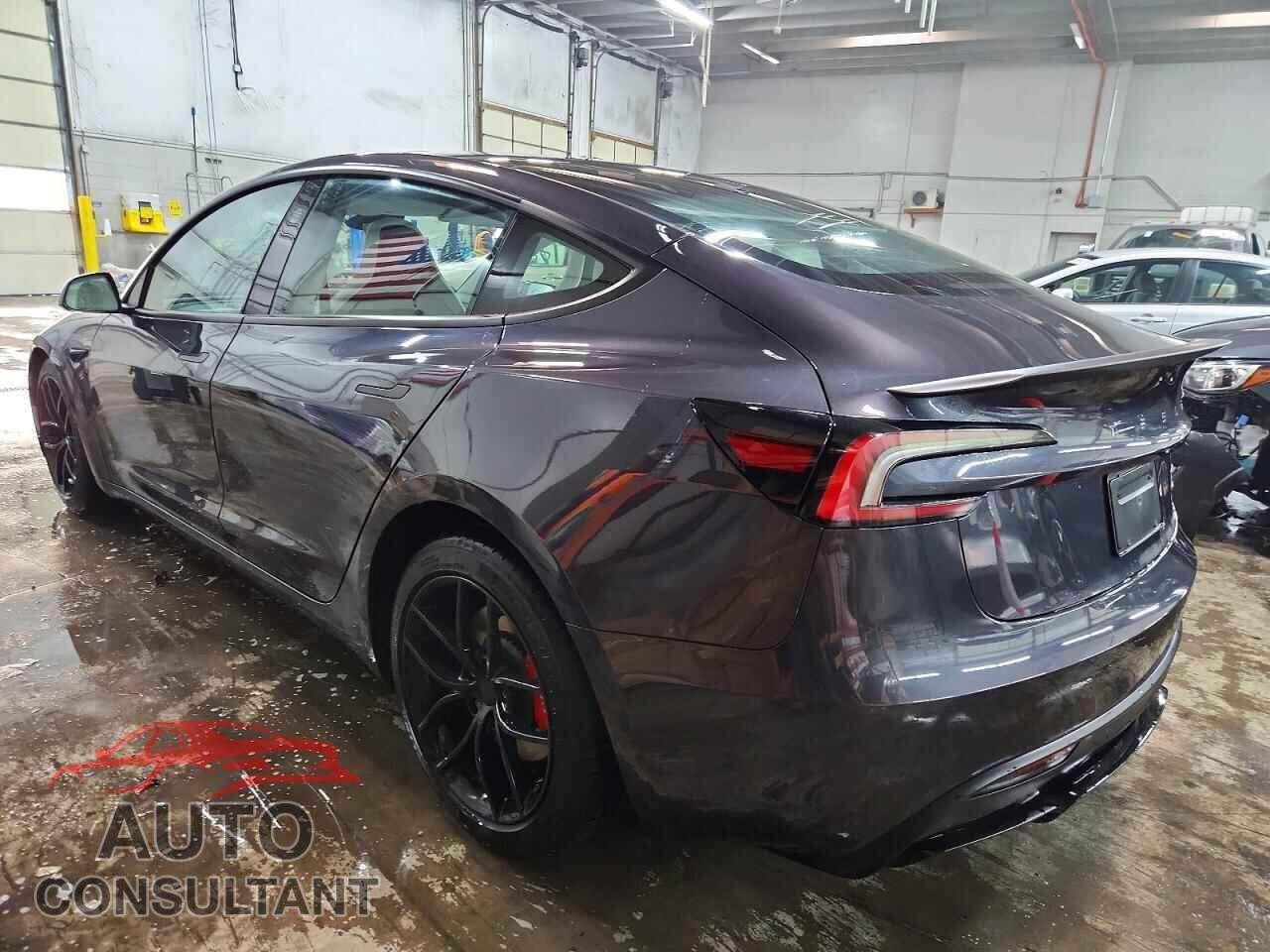 TESLA MODEL 3 2024 - 5YJ3E1ET6RF824459