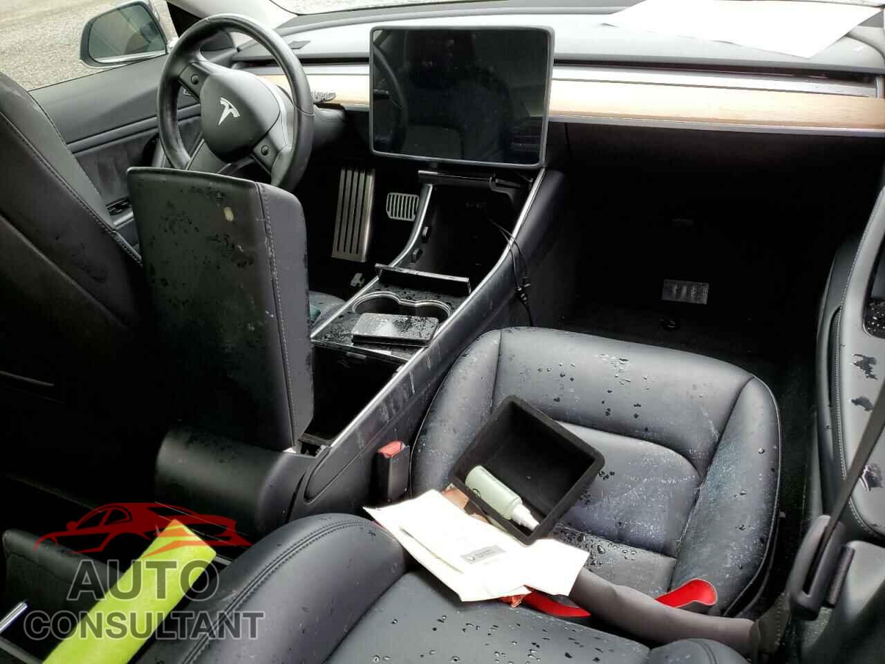 TESLA MODEL 3 2018 - 5YJ3E1EA7JF020027