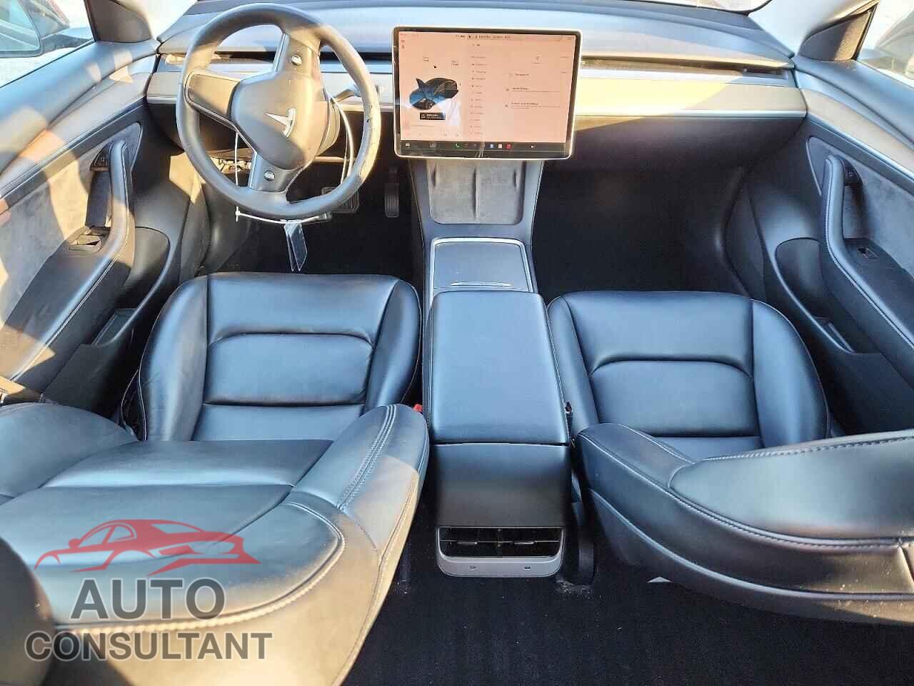 TESLA MODEL 3 2021 - 5YJ3E1EB3MF150335