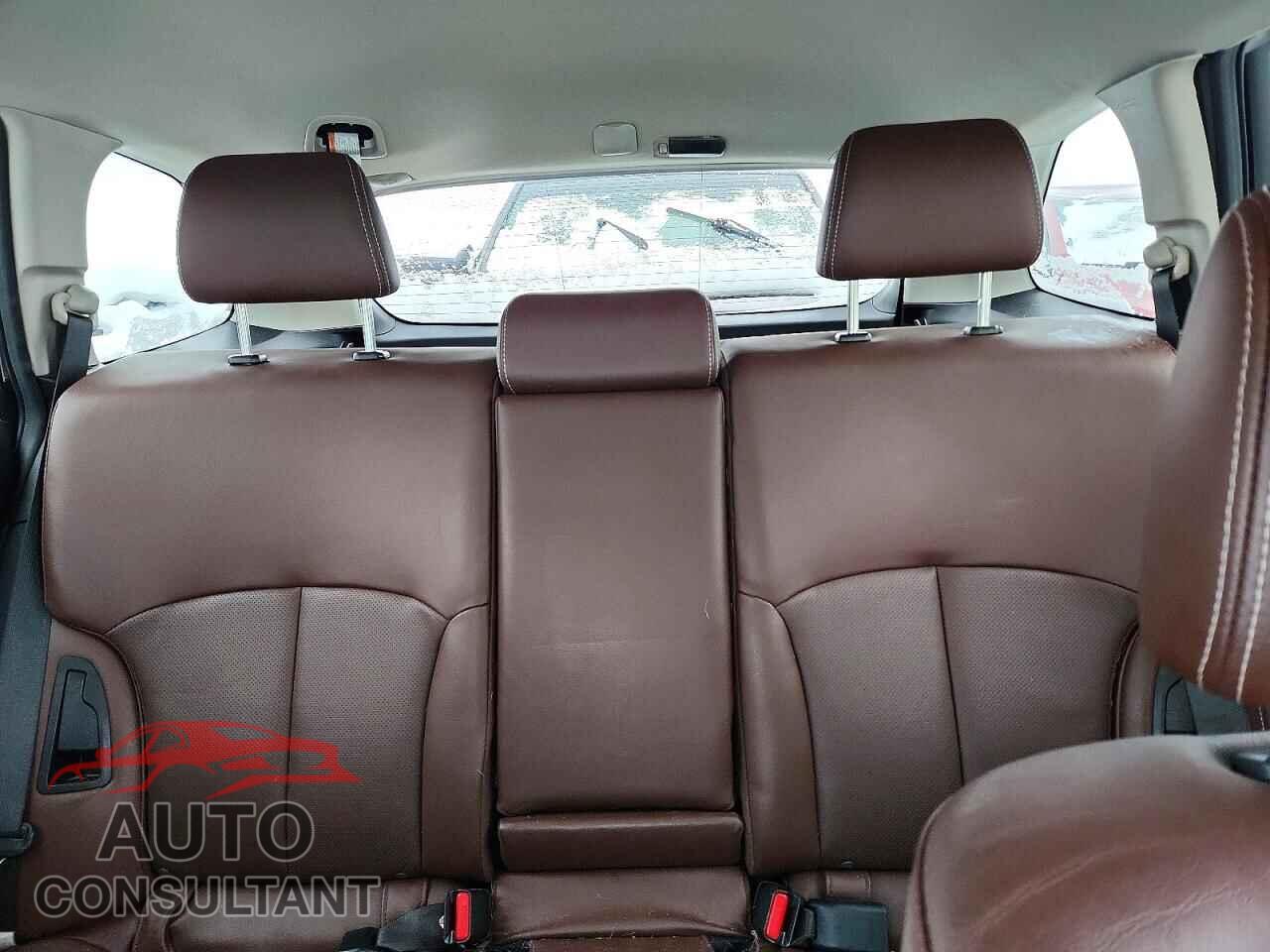 SUBARU OUTBACK 2014 - 4S4BRCPCXE3268703