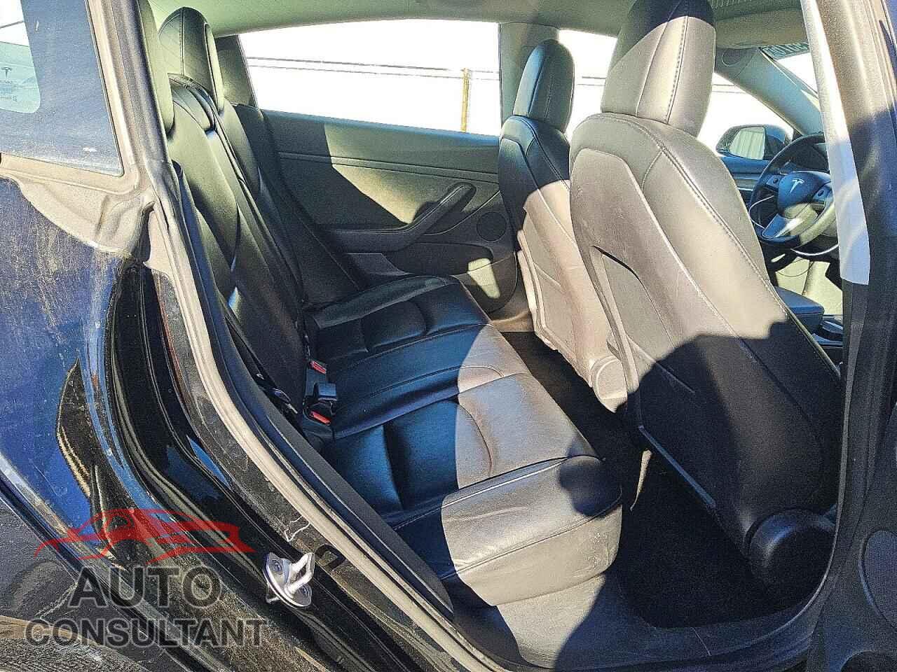 TESLA MODEL 3 2023 - 5YJ3E1EA9PF458671