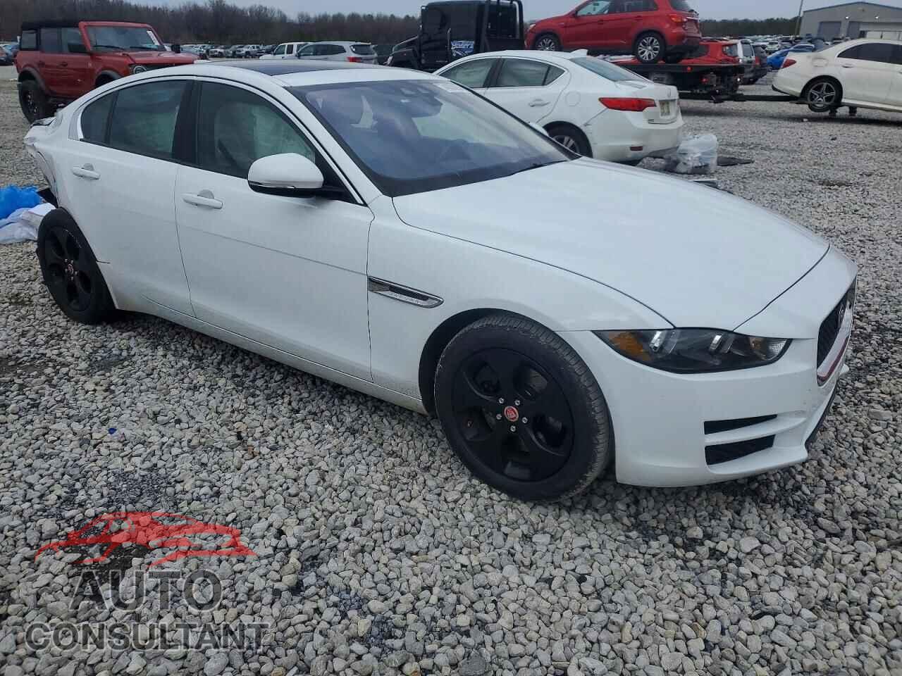 JAGUAR XE 2017 - SAJAR4BG6HA978733