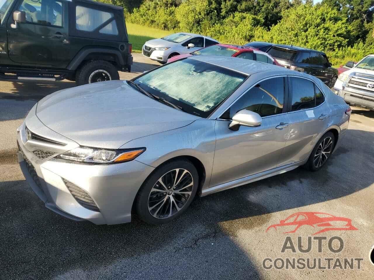 TOYOTA CAMRY 2018 - 4T1B11HKXJU674423