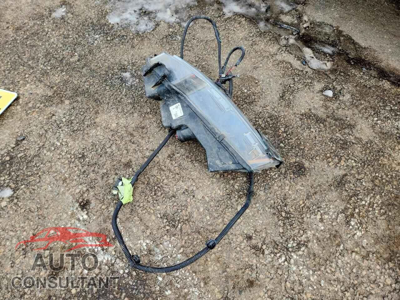 TESLA MODEL 3 2023 - 5YJ3E1EA8PF554257