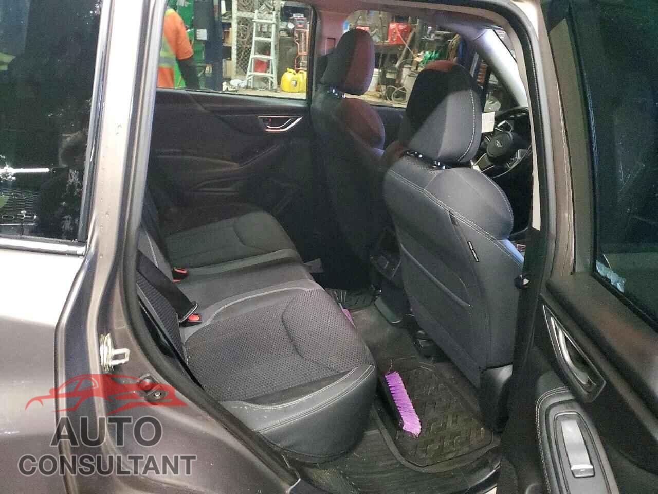 SUBARU FORESTER C 2020 - JF2SKEFC2LH533539