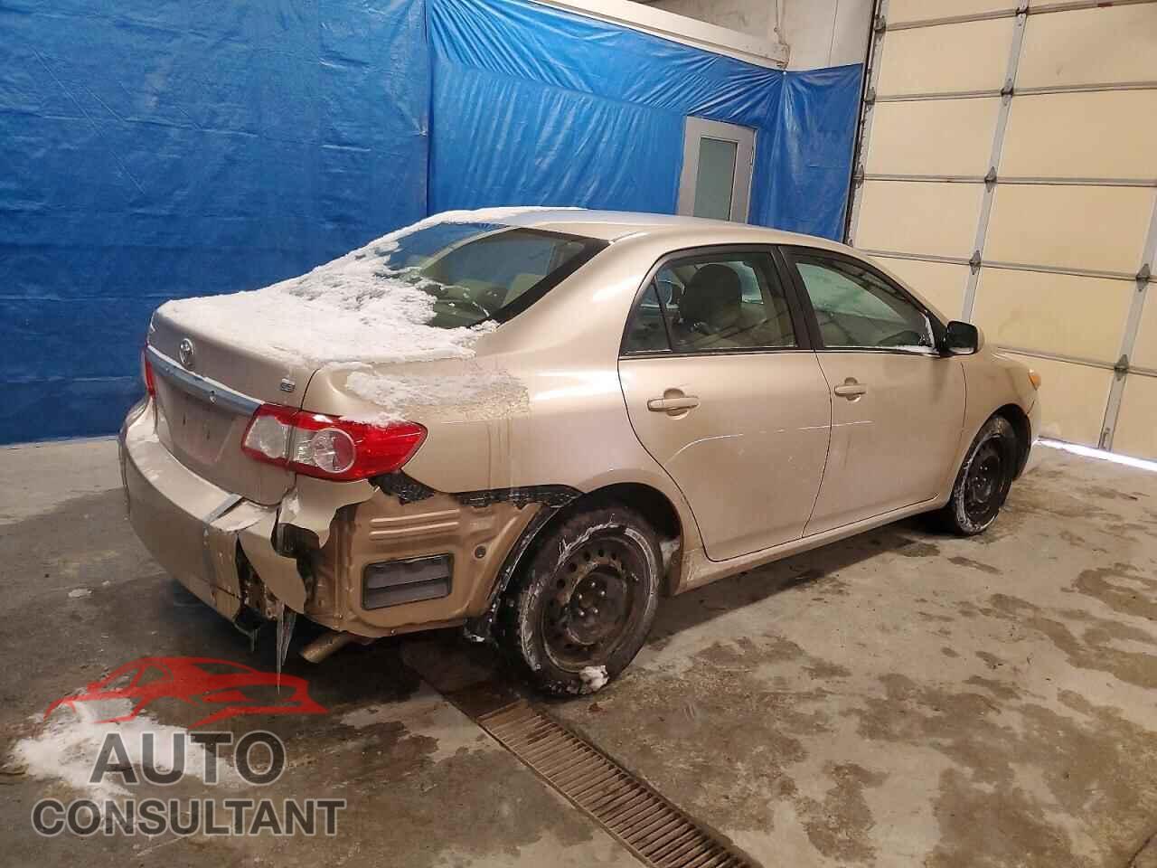 TOYOTA COROLLA 2013 - 2T1BU4EEXDC920528