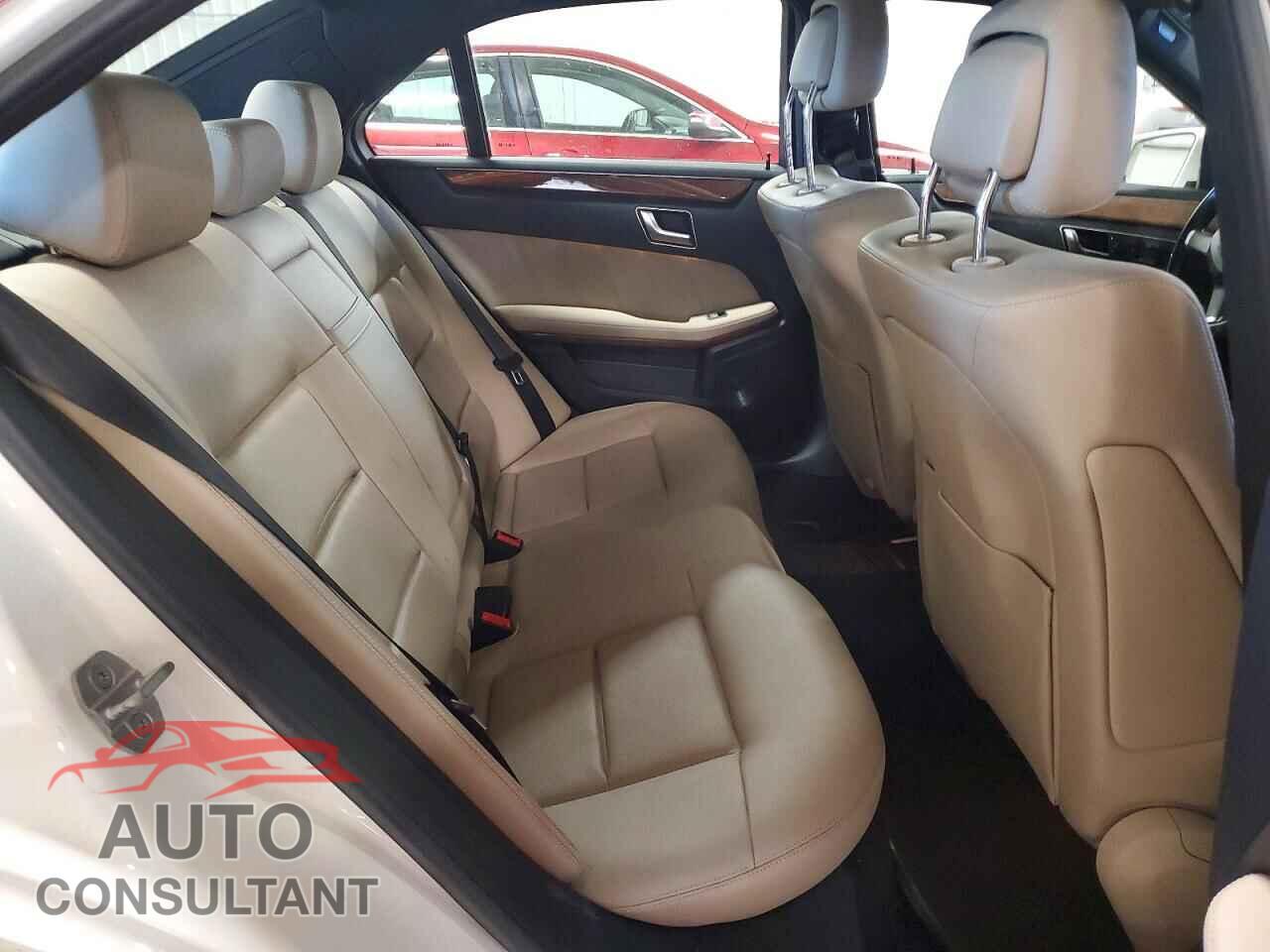 MERCEDES-BENZ E-CLASS 2012 - WDDHF8JB3CA545369