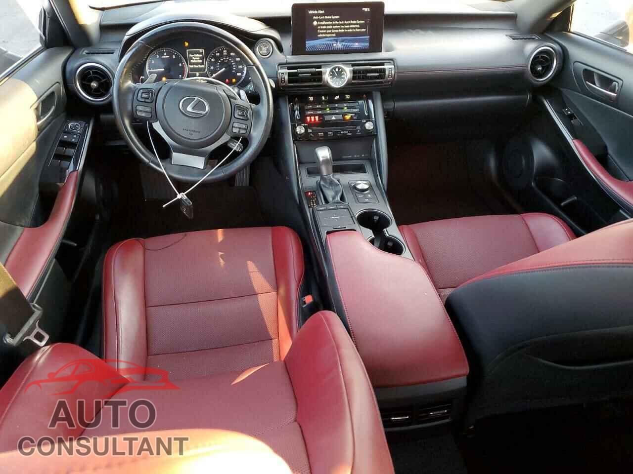 LEXUS IS 2022 - JTHAA1D23N5120628