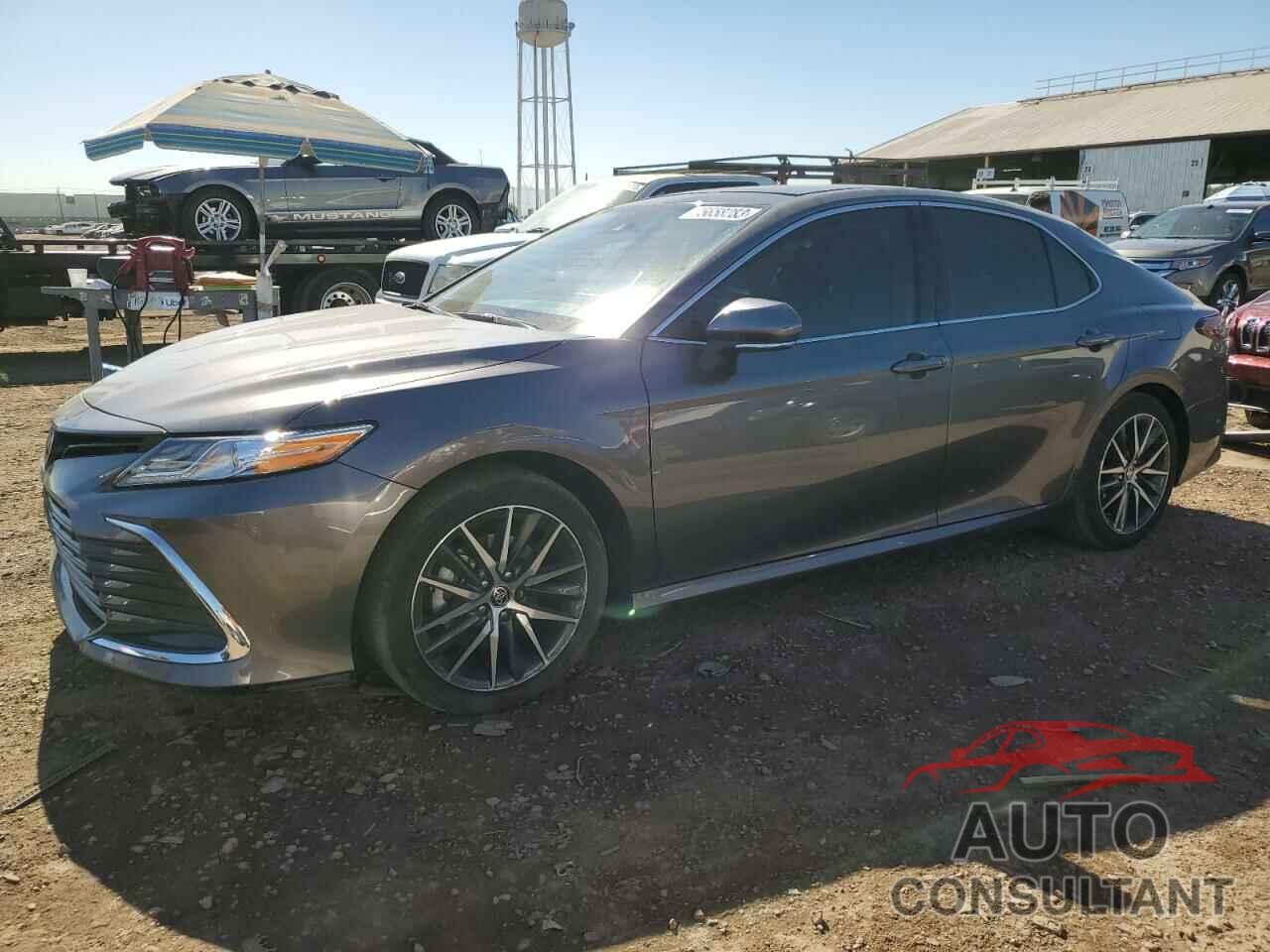 TOYOTA CAMRY 2023 - 4T1F11AK4PU753266